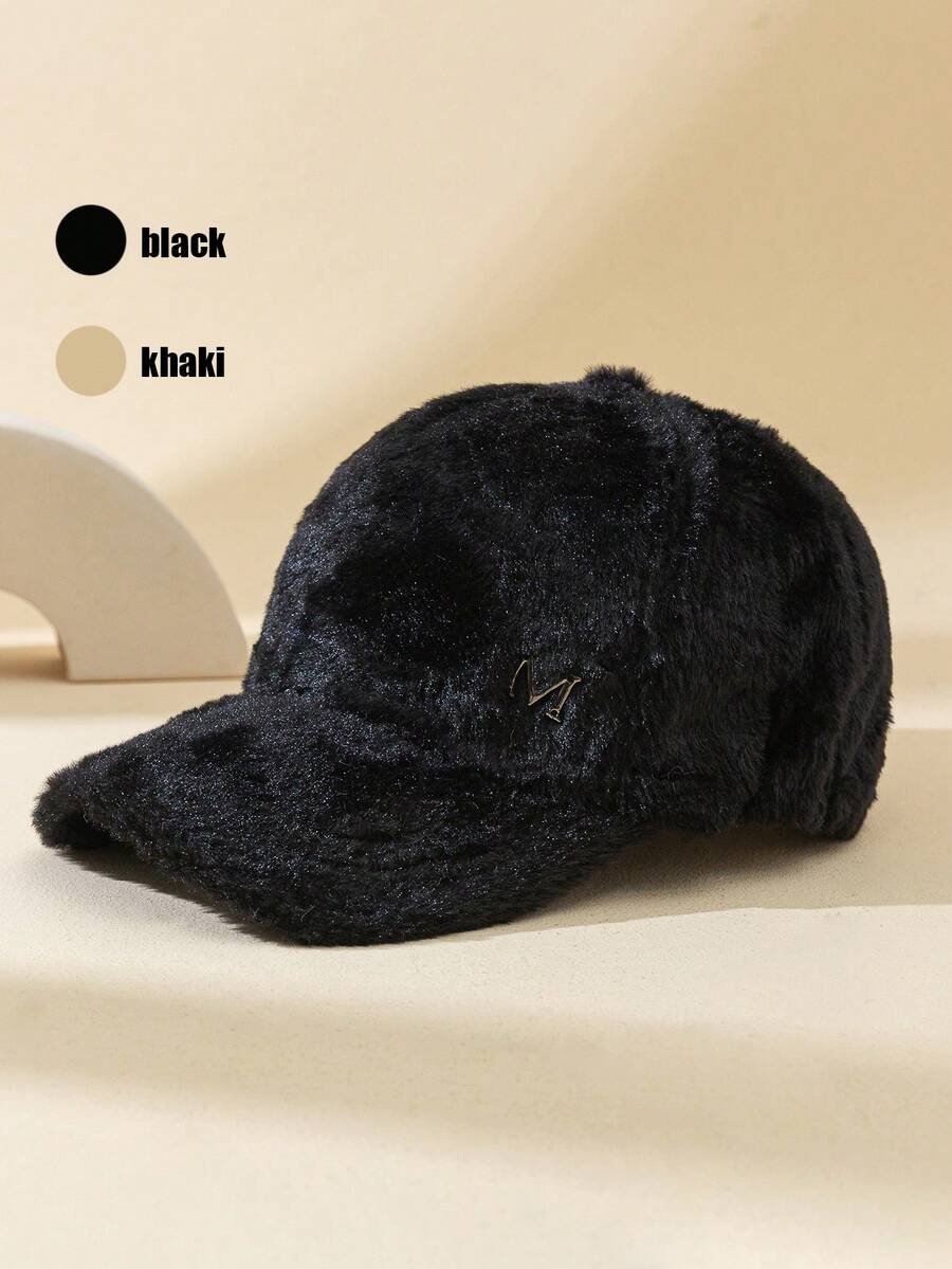 Casquette de baseball polyvalente et à la mode pour femme, en polaire unie avec logo M, douce et confortable, idéale pour l'automne et l'hiver, avec fermeture auto-agrippante et boucle décorative. Convient pour un usage quotidien. - couleur unie - Voir 1