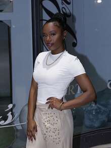 Steph T 盖袖抓绒 T 恤休闲夏季春季假期胶囊衣橱日常机场度假秋季返校秋季冬季 - 白色 - 查看 2