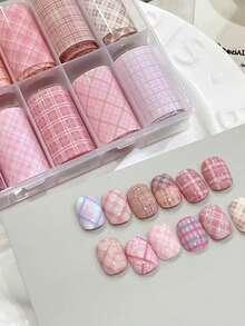 10 Peças Conjunto Variado de Adesivos Térmicos de Transferência Simples, Elementos Desenhados à Mão Criativos Céu Estrelado, Xadrez, Estrelas, Letras em Inglês, Rede, Denim, Laço, Coração, Cereja, Patchwork, Floral, Estilo Francês Chique, Holográfico, Estilo Chinês Clássico, Decoração de Arte de Unhas Acessórios DIY, Adequado para Livros, Papelaria, Desktops, Tablets, Vidro, Scrapbooking, Ótimo Presente com Caneta de Silicone de Duas Pontas