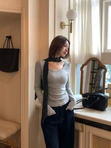 女式春季U领长袖针织T恤搭配波尔卡圆点围巾，夏季 - 灰色 - 查看 6