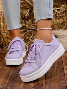 Zapatillas casuales de unicolor para mujer, ligeras y versátiles, con suela gruesa y cordones delanteros, ideales para estudiantes universitarios, aptas para todas las estaciones y perfectas para caminar a diario