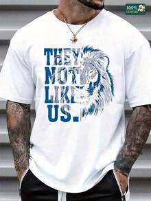Camiseta unisex de 100% algodón con cuello redondo y manga corta "They Not Like Us" con gráfico de león - Camiseta básica audaz y distintiva para el verano, tops para hombres - Blanco - Ver 7