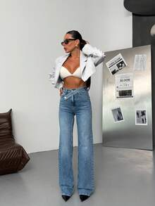 Dunkelblau Jeans mit Doppelknopfdetail