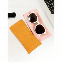 1 Piece Soft PU Sunglasses Pouch Holder Organizer Storage For Daily- Portable Squeeze Top Leather Glasses Case Minimalist Solid Color Anti-Scratch Glasses Storage Bag Eyewear Accessories Sunglasses, Sunglasses, Reading Glasses, Myopia Glasses, Astigmatism Glasses Storage Bag For Men And Women (Yellow)