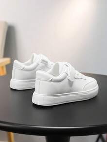 Yamepp 1 Paar Kinder Freizeitschuhe, einfarbige schlichte weiße Sneaker, Klettverschluss, leicht & bequem für die Schule