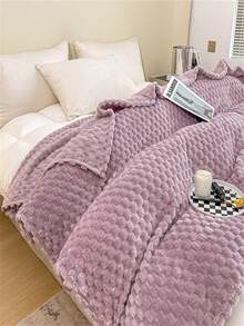 1 pieza Manta de franela y lana cómoda - Súper suave, ligera, adecuada para todas las estaciones con diseño de jacquard hexagonal, adecuada para Halloween en el hogar, Navidad, camping y viajes, Día de la Madre, amarillo brillante, accesorio de decoración de moda para dormitorio