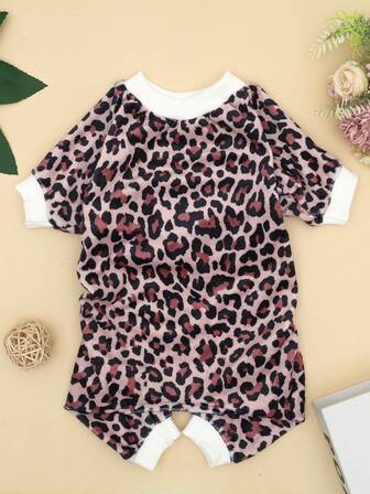 1 Stück süßer und verspielter Leoparden-Muster Haustier-Pyjama, weiches und flauschiges Fleece-Stoff Hunde-Loungewear