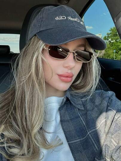 1副金属半框方形时尚眼镜，高端街头风小框女式眼镜