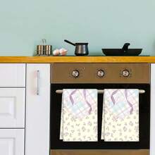 Conjunto de 2/4 peças, panos de prato, estampa de bolinhas em formato de coração, toalhas modernas de microfibra superabsorventes, panos de prato para cozinhar e assar, panos de prato, toalhas de limpeza, toalhas de mão, supermacios e altamente absorventes, decoração de cozinha, presentes para vizinhos, presentes para a mãe, presentes de aniversário, presentes de inauguração para amigos, itens essenciais de cozinha, necessidades diárias