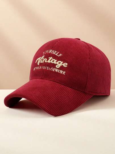 Boné de beisebol unissex de veludo cotelê com slogan bordado vintage "VOCÊ MESMO, VINTAGE BY YOUR VINTAGEWORK", confortável, com alça ajustável para uso casual diário, moda urbana, estilo retrô e atividades ao ar livre