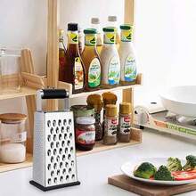 1 rallador de acero inoxidable, rallador de patatas multiusos, rallador de jengibre con recipiente, rallador de queso casero, rallador de verduras, rallador manual de cuatro lados, utensilios de cocina, accesorios de cocina - Blanco - Ver 2