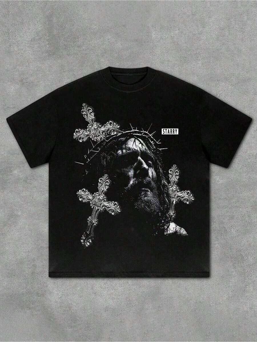 Camiseta negra temática religiosa con imagen de Jesús y cruces ornamentadas, 100% algodón en peso de 220g - Negro - Ver 1