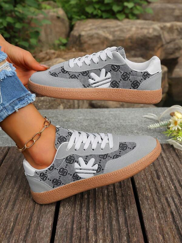 Damen neue Mode Schnürhalbschuhe mit zufälligen Blumen- und geometrischen Mustern, vielseitige Lässig Sneaker mit niedriger Spitze für alle Jahreszeiten