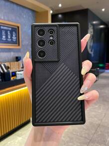 Compatible With Android Smartphones, And Compatible With Samsung S25Ultra S24Ultra S23Ultra S22Ultra/Redmi14 Redmi Note 14/OPPO/Realme/Infinix Series, 1pc Premium Luxury Fashion Anti-Fingerprint Anti-Shock Anti-Drop Phone Case, Carbon Fiber Pattern, Minimalist Design Soft Silicone Protective Cover - Black - View 1