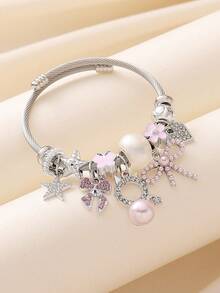 1 pieza Encantador brazalete de acero inoxidable con lazo de cuentas, decorado con rhinestones y perlas falsas, con colgante de estrella y corazón, adecuado para uso diario de mujeres, festivales, accesorios de fiesta, regalo del Día de San Valentín