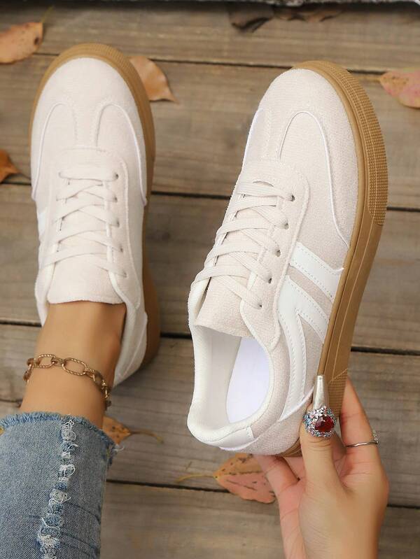 2025 New Casual Lace-Up Sneakers, Fashionable Outdoor Street Casual Sports Shoes, Student Suede-Like Skate Shoes