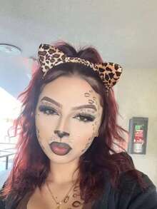 1个简约、优雅、可爱的豹纹猫耳发箍，适合女性日常佩戴和万圣节节日装饰，也可作为万圣节派对服装头箍、时尚发饰、女士发箍、日常佩戴、情人节礼物和返校季配饰。 - 彩色 - 查看 6