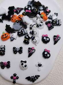 50/100pcs Halloween Mini DIY Accessories - Random Mixed Jewelry Set, Pumpkin, Skull, Bat, Bowknot Skull Nail Art Supplies, Manicure, DIY Jewelry Making, Holiday Gift Crafts