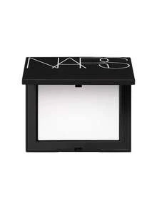 NARS Light Reflecting 定妝粉 (Crystal) 10g - 這款經典配方能提供全天長效持妝與光澤妝效。輕盈質地易於暈染，能輕鬆定妝且不增加額外色彩或遮瑕度。 - Crystal -10g - View 9