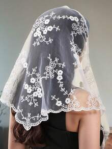 1件时尚花卉刺绣蕾丝头巾，复古女士三角头巾，优雅头饰发饰，教堂祈祷及婚礼面纱，新娘蕾丝曼蒂拉，秋季服装，女士情人节配饰