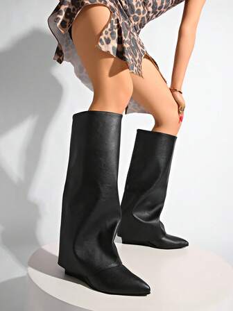 女士时尚靴子，过膝长靴，翻边靴，西部靴，裤靴，及膝靴，性感女靴，吸睛百搭，适合日常穿着，室内外皆宜，派对场合也适用，可搭配裙子、短裤，优雅女士踝靴和短靴，秋冬季必备