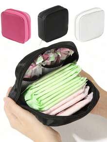 大容量卫生巾收纳袋，多功能便携式收纳盒，零钱包和迷你化妆包，哺乳垫收纳袋，卫生棉条收纳袋，女性用品收纳袋，休闲风格，涤纶材质，收纳方案，也是旅行、海滩度假、暑假、学校用品和返校的理想旅行配件。