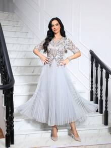 JINLICX Luxury Light Grey Crystal Beaded Floral Embroidered Pleated Banquet Evening Gown - Silver - View 6