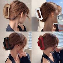 4 piezas/2 piezas/1 pieza Nuevos clips de pelo de silicona suave de 11 cm sin deslizamiento y antideslizantes - Agarre fuerte, unisex - Elegantes clips de pelo negros, adecuados para uso diario, gimnasio, ocasiones formales - Extracción sin daños, accesorio de pelo moderno, accesorios de pelo con textura de goma, pinzas de garra de otoño, accesorios de invierno para atuendos de vacaciones para mujer