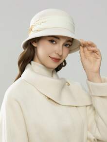 1 peça 2025 Novo chapéu de lã francês elegante com decoração de flores de cristal, chapéu de feltro redondo versátil para mulheres, outono/inverno, roupas de outono