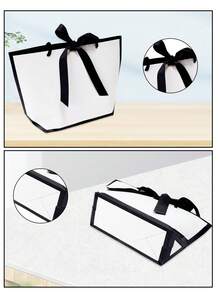 1 件/5 件/10 件款式简约黑白蝴蝶结装饰礼品手提袋，高品质简约礼品袋，适合生日、购物、万圣节派对、圣诞派对、夏季婚礼、家庭礼物、情侣礼物、夏季婚礼、生日礼物、高级礼品袋、最好和最便宜的商品、婚礼回礼、送给家人和朋友的最佳礼品袋 - 彩色 - 查看 9