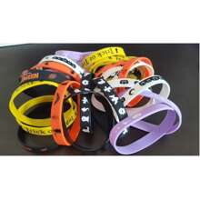 3pcs/5pcs/10pcs Halloween Silicone Wristbands, Trick Or Treat Pumpkin Rubber Bracelets, Waterproof Halloween Party Favors, Random Delivery