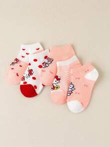 5 pares de calcetines tipo tobillero para niños con estampado de Hello Kitty de Sanrio, en esquema de color rosa y blanco con detalles de corazón rojo y moño, con adorables estampados de Hello Kitty en diferentes atuendos, hechos de material suave y transpirable que asegura un uso cómodo y una elasticidad suave, en un estilo de dibujos animados dulce, perfectos para atuendos escolares diarios, regalos de cumpleaños, juegos casuales