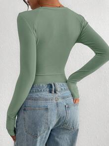 PRETTYGARDEN Women Spring And Fall Long Sleeve Shirts Clothes Cute Going Out Tops Ribbed Tight Fitted Plain Basic Tee Tshirts Vacation Outfits For Women - 灰綠色 - 查看 2