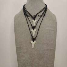 1pc Authentic Style Shark Tooth Necklace - Rustic Wooden Beads And Durable Rope, Meticulously Carved Bone Imitation, Suitable For Men And Women Fashion Accessories