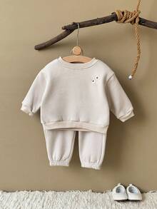 2pcs/Set Baju Bayi Laki-laki Kasual Lengan Panjang Kerah Bulat Bahan Fleece dengan Bordir Bunga, Musim Gugur/Musim Dingin - Aprikot - View 3