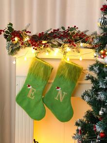 1pc Green Fluffy Christmas Stockings, Christmas Decorations Stocking Socks, Christmas Party Favors Gift Bags, Christmas Hanging Stocking Ornaments With A-Z Alphabet, Christmas Tree Decorations, Christmas Gift Ideas, Christmas Decorations 2025, Christmas Gift Packaging Bags, Christmas Tree Decorations, Home Decor, Room Decor, Winter Festival Fireplace Decor, Christmas Decor, Xmas Party Decor, Christmas Party Supplies