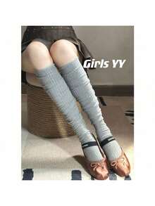 1 双女士厚过膝袜 - 温暖的学院风，柔软的涤纶，可机洗，纯色 - 寒冷天气必备，完美的冬季礼物，鲜艳的袜子颜色，优雅的设计，质地，季节性必需品，时尚爱好者，由 ONE LITTLE BEE 销售 - 彩色 - 查看 10