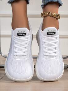 Zapatos deportivos casuales de talla grande con ajuste amplio para mujeres, con cordones, transpirables y ligeros