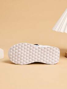 New Leather Children's Athletic Shoes For Big Kids, Girls' Breathable Running Shoes With Mesh - Black - View 2