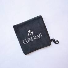 1条12英寸超柔软刺绣字母趣味面巾，送给男朋友、女朋友、丈夫、妻子的幽默礼物，适合情人节、结婚纪念日、礼物交换、恶搞礼物、单身派对、浴室装饰、秋季装饰、返校季、美容院、家庭浴室等场合。