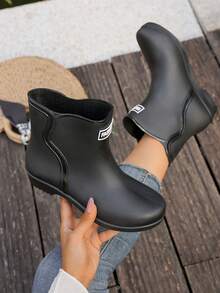 时尚可爱女士雨靴，韩版户外防水防滑软底舒适雨鞋 - 黑色 - 查看 1