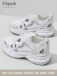 Flipark 1 Paar atmungsaktive, sportliche Sneaker mit dicker Sohle, Patchwork in Weiß, Grau und Schwarz, Mesh-Material