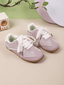 A Pair Of Stylish Kids' Mesh Sports Shoes With A Design. Suitable For Holiday Outings, Daily Outfits, And Also Perfect For Children's School Wear. (Unisex, Suitable For Both Boys And Girls)"Kids' Mesh Sports Shoes""Kids' Lace - Up Casual Shoes""School - Style Kids' Mesh Shoes""Kids' Sports Shoes For Daily Leisure""Versatile Kids' Casual Sports Shoes""2025 New Kids' Mesh Shoes"