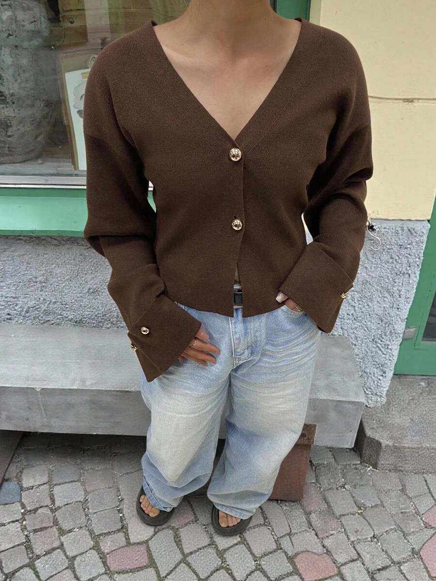 SEREN Autumn And Winter New V-Neck Two Button Long Sleeved Knitted Cardigan Women's Brown Sweater Jacket Top, Suitable For Daily Commuting And Shopping When Going Out