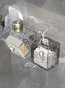 قطعة واحدة من أنبوب تصريف الأعواد الخشبية المثبت على الحائط، وهو قسم متعدد الوظائف لتقسيم أدوات المائدة في المطبخ وتصريف المياه وحامل قابل للفصل للأعواد الخشبية، صندوق تخزين أعواد خشبية بطراز بسيط عصري. أنبوب الأعواد الخشبية المثبت على الحائط في المنزل، رف تخزين الأعواد الخشبية والملاعق في المطبخ.