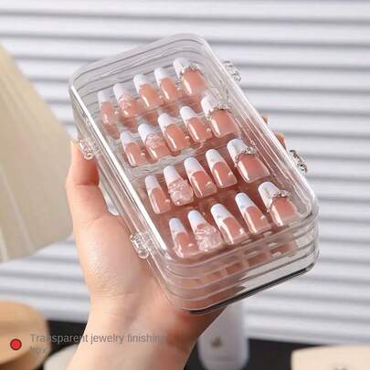 1个三折叠可穿戴美甲收纳盒，折叠式首饰收纳盒，可穿戴美甲透明收纳盒，可穿戴美甲三折叠便携收纳盒，单件美甲收纳的最佳礼物