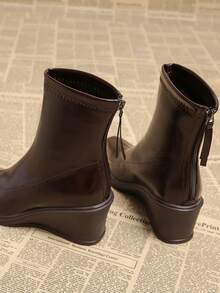 2025 Autumn New High-Quality Hot Selling Women's Elegant Brown Boots, Wedge High Heel Pointed Toe Ankle Boots, Versatile Fashion Ankle Boots For Women, Autumn/Winter - Brown - View 4