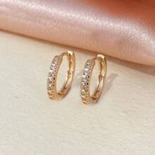 一对简约方晶锆石环形耳环，适合女性日常通勤和约会 - W17374 - 查看 7