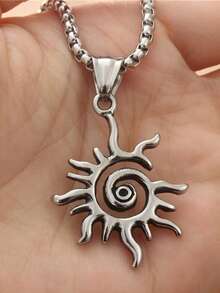 1 pièce Collier pendentif soleil vintage en acier inoxydable, cadeau pour le petit ami