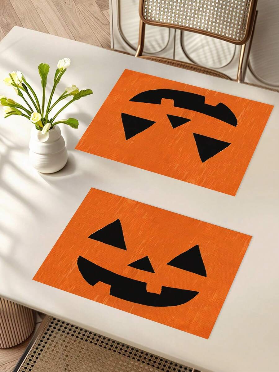 1 pièce/4 pièces/6 pièces/48 pièces Sets de table à motif de visage de citrouille d'Halloween, sets de table de décoration d'Halloween pour la maison, sets de table de décoration de fête d'Halloween, décoration d'automne et d'Halloween pour la maison, style vintage, matériau similaire au lin, fournitures de fête d'Halloween pour la maison, l'intérieur et l'extérieur, décoration thématique d'Halloween, décoration de pièce. Convient pour la décoration de cuisine à la maison et la décoration de fête d'Halloween